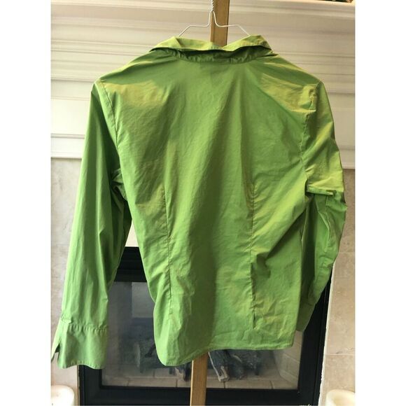 Dress Barn Women’s Light Green Wrap Style Collared Blouse Size L - Picture 2 of 5